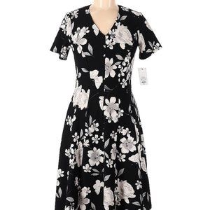 NWT Elle Size Small Black and White Floral Dress